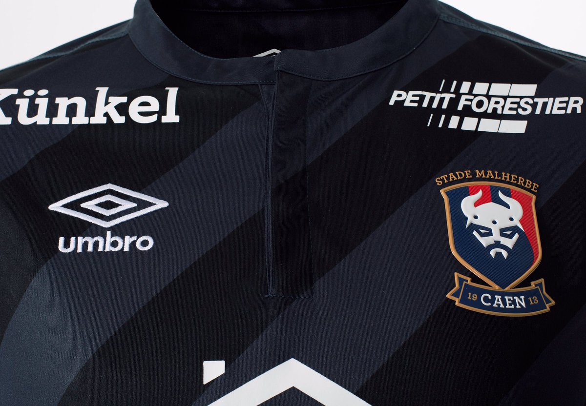 Maillots du SMC saison 2016/2017 - Page 2 Cmh-IcWWAAAO4TN