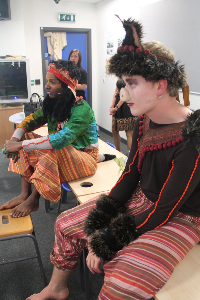 horizon_cc's tweet image. Timon &amp;amp; Pumbaa relaxing before making their entrance in last week's @TheLiongKing #theatre #community #musicals