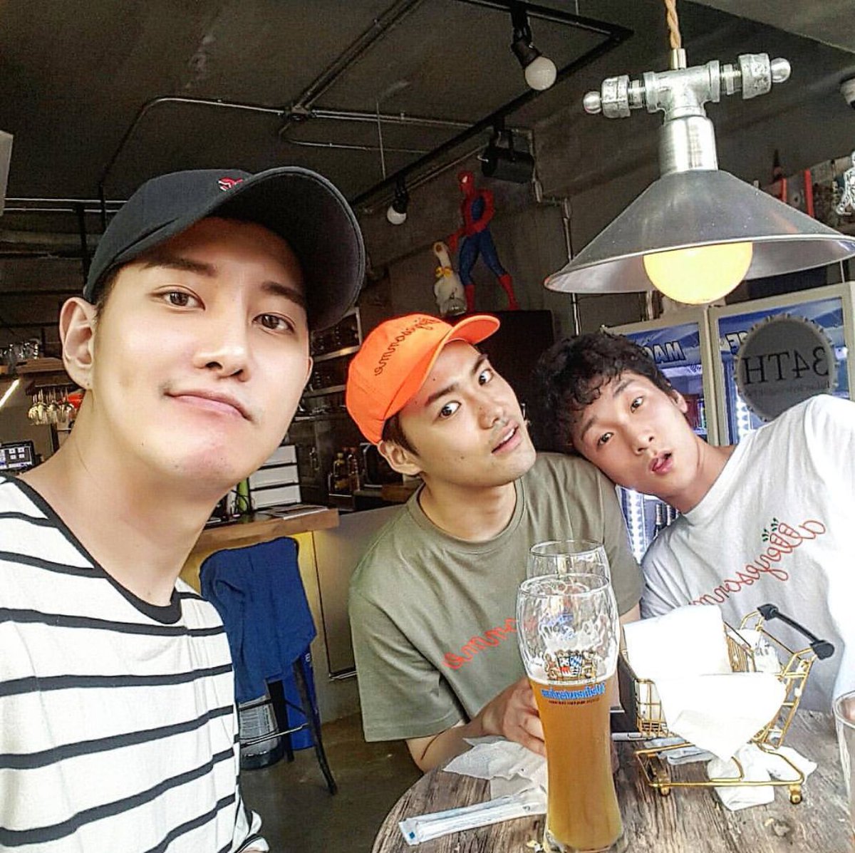 blockbindo's tweet photo. [IG] 160704

•P.O
freiknock's photo https://t.co/toI25ZDVXS

•B-Bomb
supajjun's photo https://t.co/suLFMjr4Cm https://t.co/037oHjL3N7