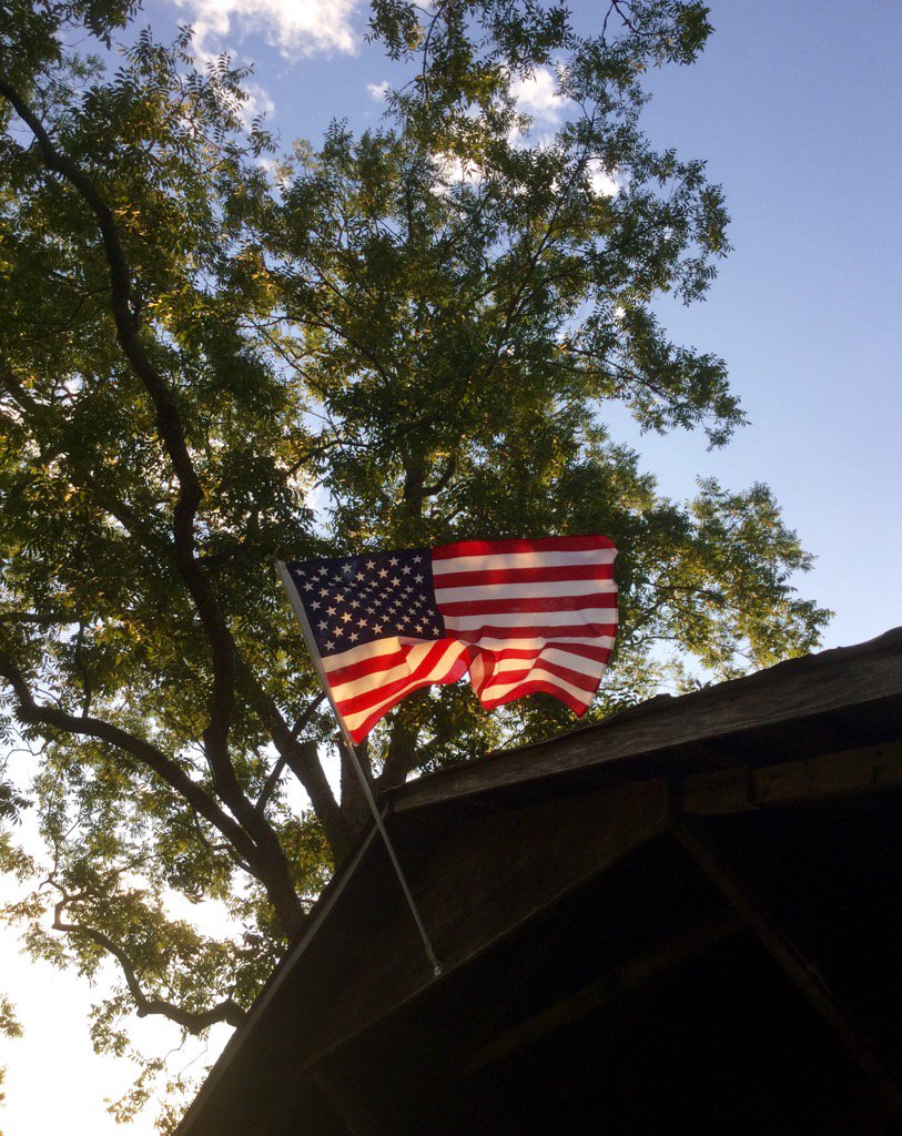 trayscooter's tweet photo. #happy4thofjuly #OldGlory https://t.co/cKsy7MSVr7