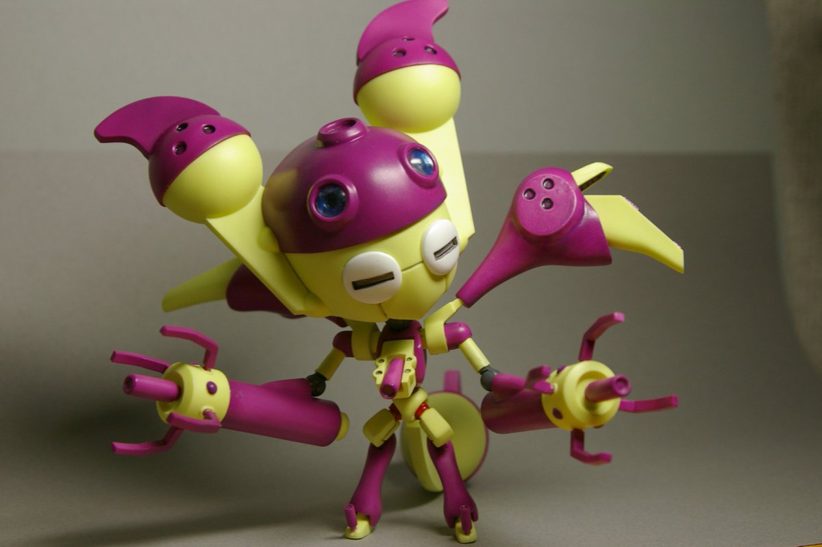 メダロット ガレージキット グレイン メダロットよりグレイン完成しました 腕も頭も重量が・・・ ワンフェス