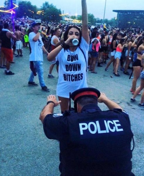 BackpackerCrawl's tweet image. No one can resist #beer #drink #party #festival #backpacker #traveller