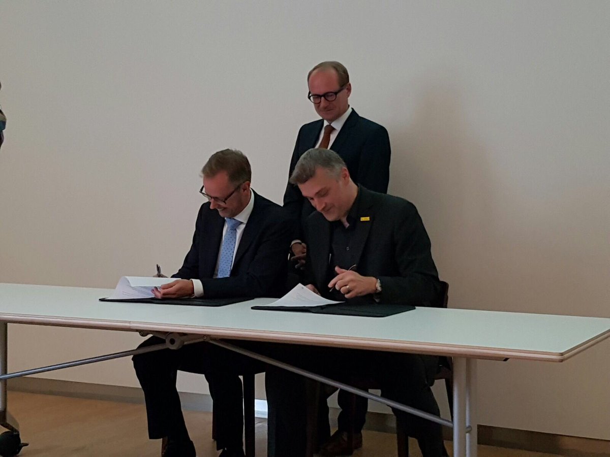 #Haarlem onderdeel van de gouden eeuw lijn; ondertekening grens overschrijdende samenwerking <a href="/NBTC/">NBTC Nederlands Bureau voor Toerisme & Congressen</a> en <a href="/toerisme_vla/">Toerisme Vlaanderen</a>