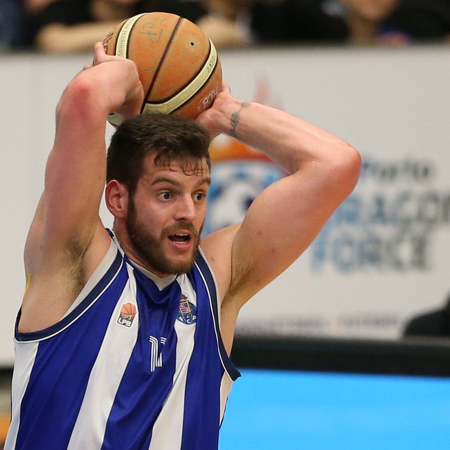 Miguel Queiroz 25! Deixa aqui a tua mensagem de parabéns/ Happy