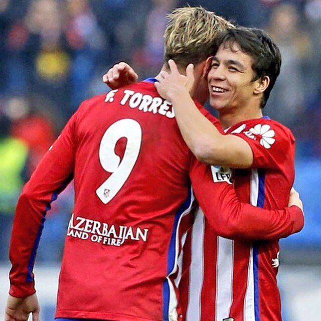 olitorres10's tweet photo. Feliz por ti!! Te quedas en casa, donde siempre has querido estar!! https://t.co/vvgRbB5Xku