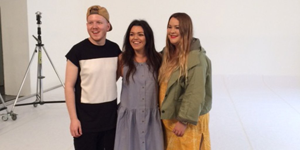 We are with our #LCTIRE16 winners as they recreate their award-winning looks from the Grand Final!  #lorealpro