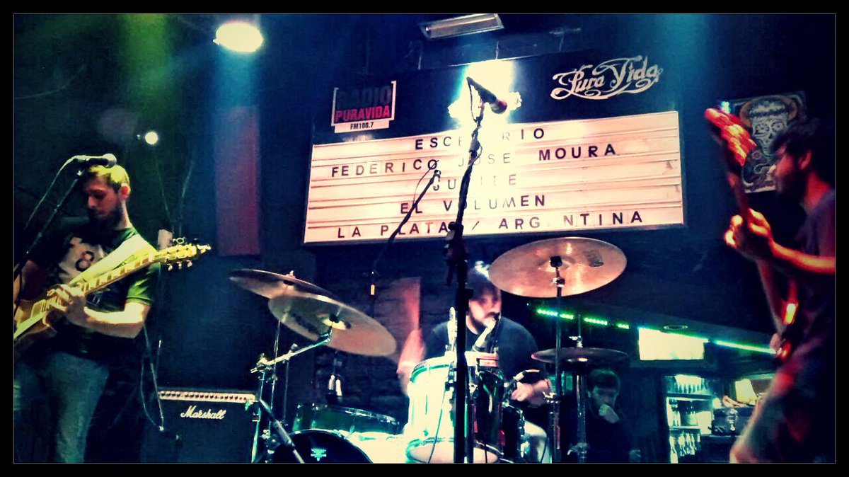 2catorce's tweet photo. Hermosa noche! Gracias a todos los que hicieron el aguante!
Nos vemos este sábado 9, larga vida al #rock https://t.co/OraN0aAR00