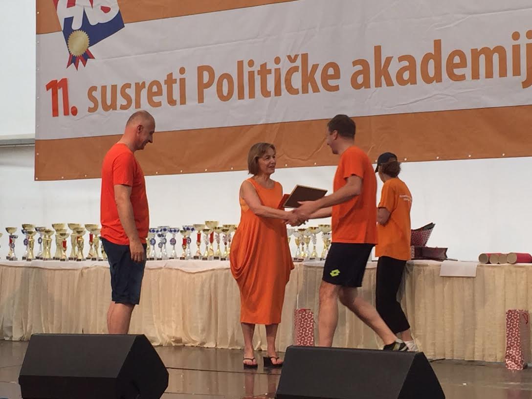 narodnahr's tweet photo. Čestitke dobitnicima priznanja Jovan Trbović Bajić #HNSVrbovsko,Vedran Kružić #HNSOpatija #Tuhelj2016 @mborasmandic https://t.co/PWh6Hr0xyA