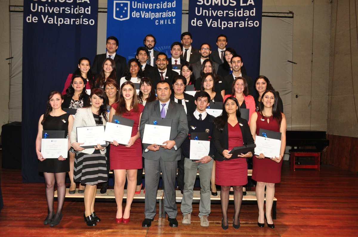 aputwitt's tweet photo. ESCUELA DE APU  ENTREGA CERTIFICADOS DE TÍTULO A 33 NUEVOS PROFESIONALES
  https://t.co/nF6V0rbMSa https://t.co/SLUTON98zS