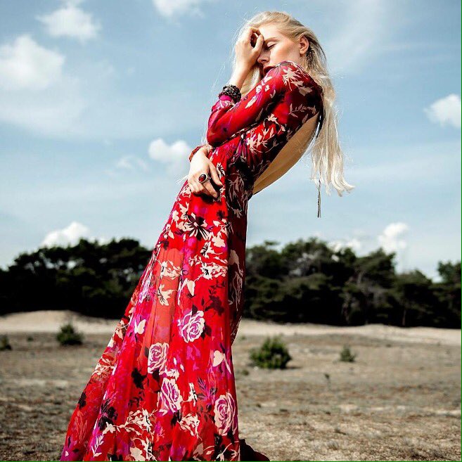 UPRBelgium's tweet photo. A stunning shoot by @kimnijsphtgrphr - styled by @Kiki_Vogels featuring #UPRnewcomer @PatriziaPepe.. ๐๐ฅ #newtalent https://t.co/3saNVXR6Zj