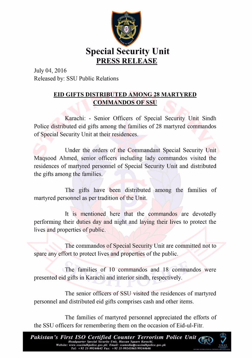 ipasindhpolice's tweet photo. SSU Sindh Police distributed eid gifts among the families of 28 martyred commandos of SSU at their residences. https://t.co/qTXnbQeUDW