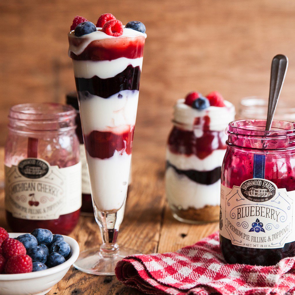 Red, White, and Blue(berry)!! ❤️🇺🇸💙 #4thofjuly #redwhiteandblue #cherry #blueberry #parfait
