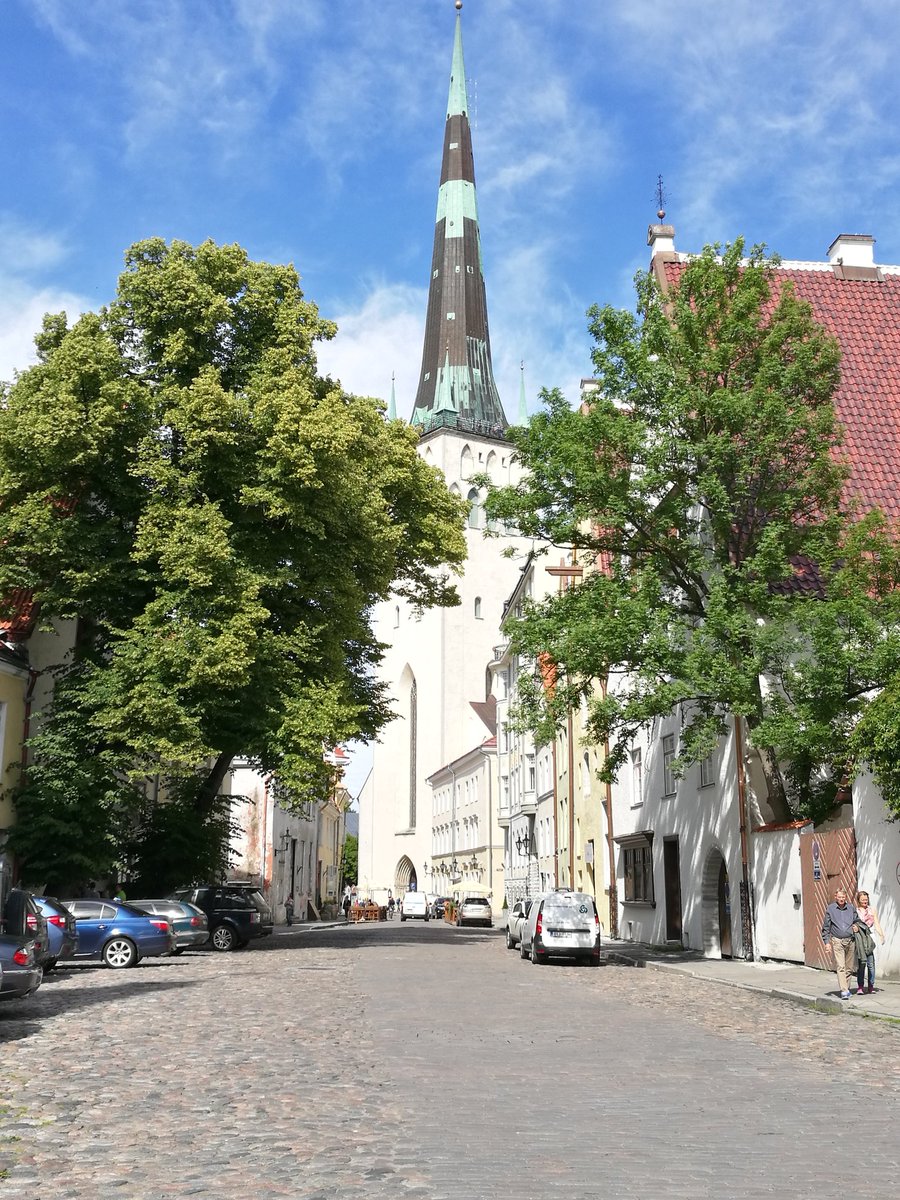 rbienz's tweet photo. Quick visit to our busy #Tallinn office before heading over to Laulasmaa #DigitalEliteCamp #dec16 https://t.co/nJQKrI2Nzz