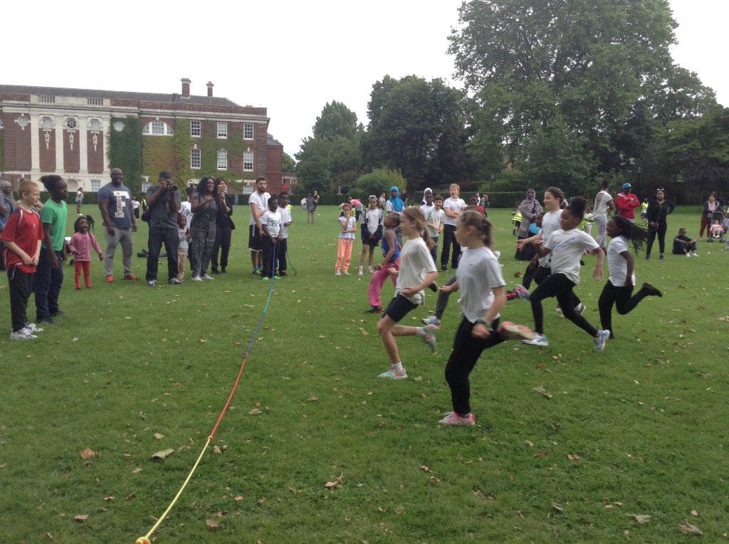 Kender_Y4S's tweet photo. Sports Day Collection https://t.co/e2syWqRr0y