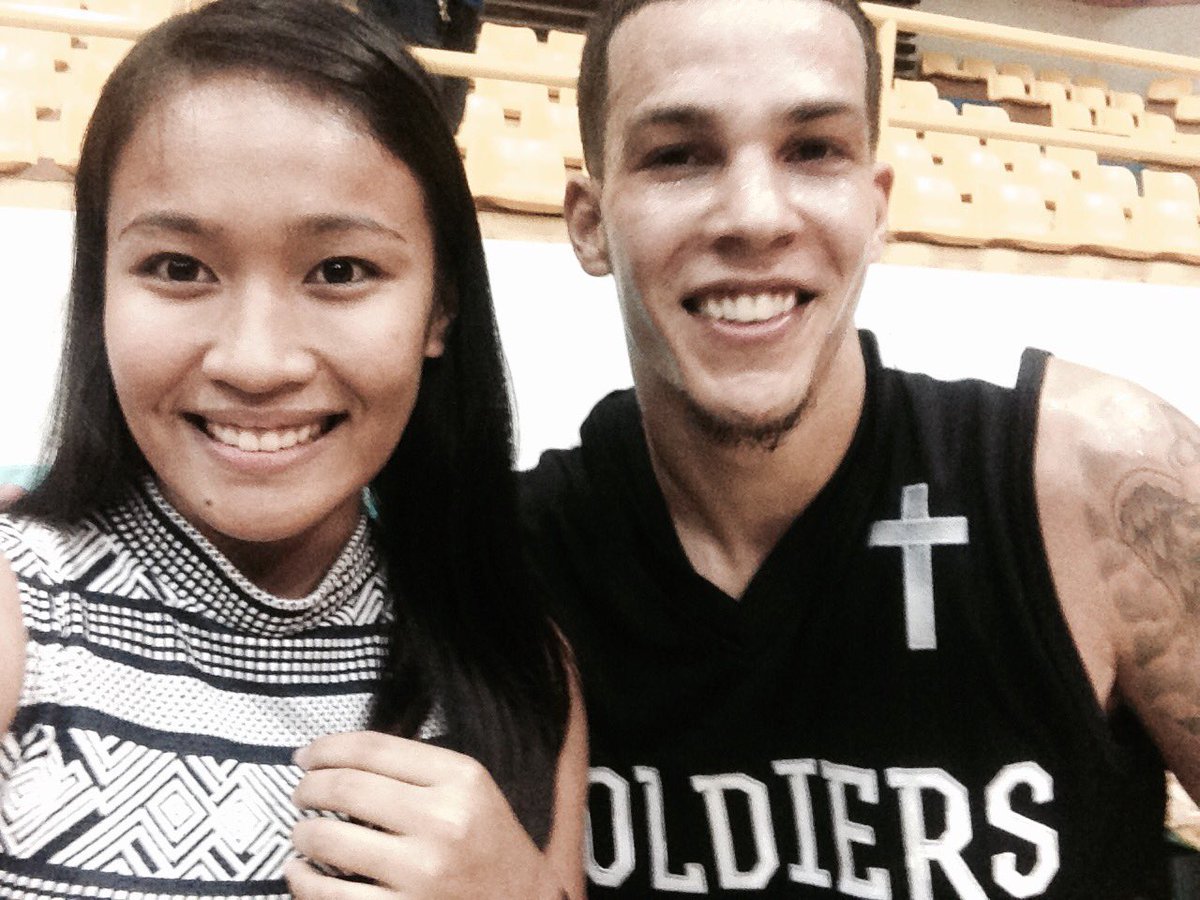 gabrielladlp_'s tweet photo. feel ko kamukha netong isa si curry 😂 #USNCAA https://t.co/GzcoXOyucg