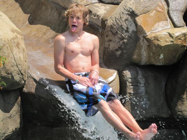 Happy 4th of July dearies!  Celebrate your #IndependenceDay being free while you can!