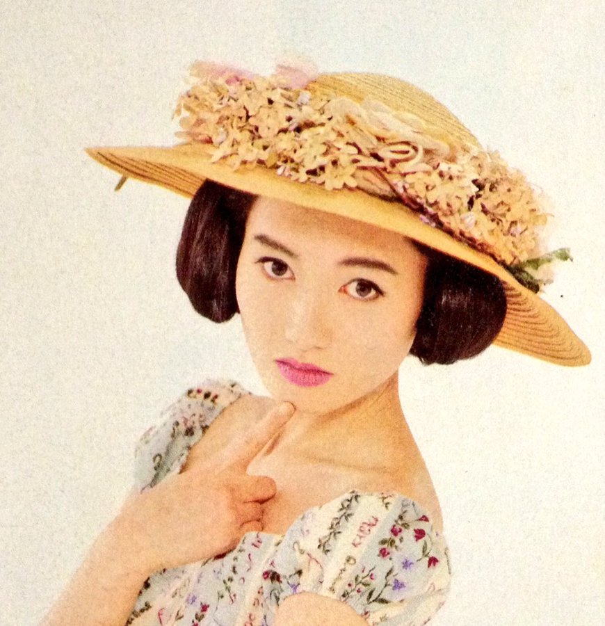 戸川京子のマンション死因は 葬儀での姉の姿に涙 旦那や息子は