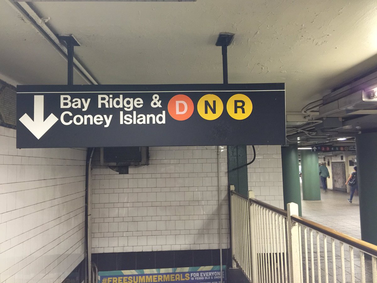 dannyzuck's tweet photo. Going to see how many hot dogs I can eat #overunder1.5 https://t.co/LrLxPBMf9C