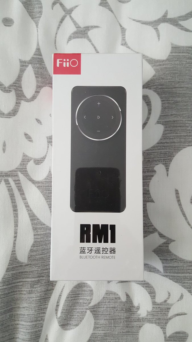 theoneinyellow's tweet image. .@FiiO_official @headfi @headfonics @onkyo_eu
1/3
Yay #FiiO #RM1 #Bluetoothremote arrived! 😄
headfonics.com/2016/05/the-rm…
