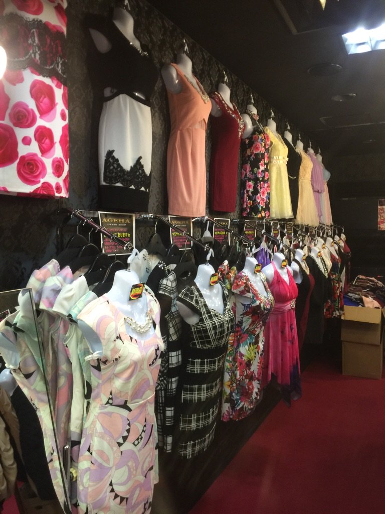Ageha ドレスshop三宮店 On Twitter 新作ドレス250着程入荷しました 水曜日には店頭に全商品並びますので 皆さん是非遊びに来てください 三宮で激安激カワドレスと言えばセンタープラザ東館2fのagehaに来れば間違いないよ O