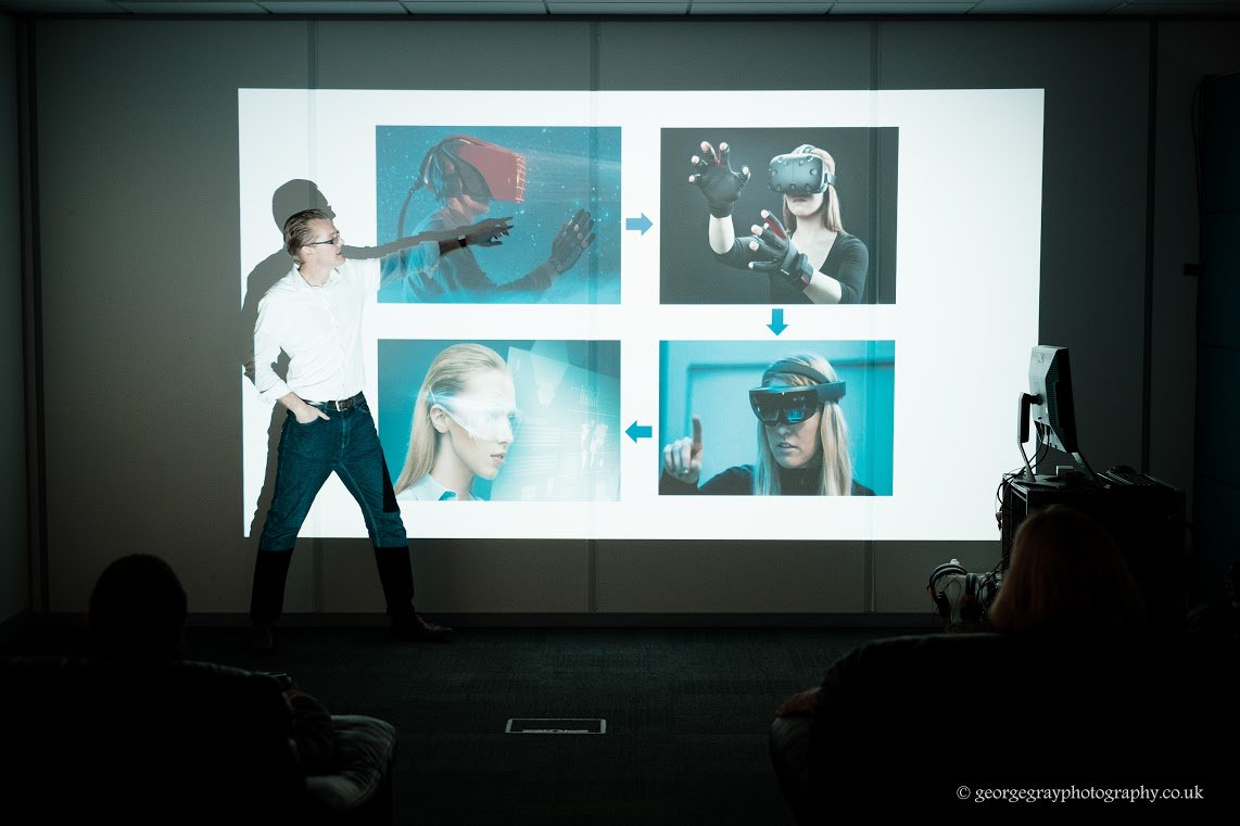 LSPsocials's tweet photo. Some images from last week's inspirational @RealSpace360 session at LSP #makingvirtualreality #LSPcommunity https://t.co/rrBTRE4jp4