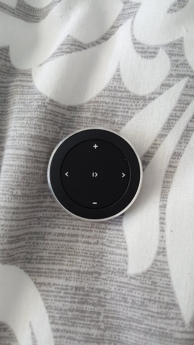 theoneinyellow's tweet image. .@FiiO_official @headfi @headfonics @ONKYO_EU
2/3
#FiiO #RM1 #Bluetoothremote unboxing: