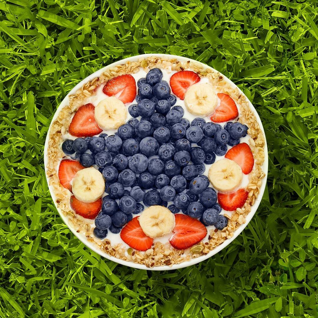 jambamn's tweet photo. Happy 4th of July! Cheers! https://t.co/UAn3CRrgqo