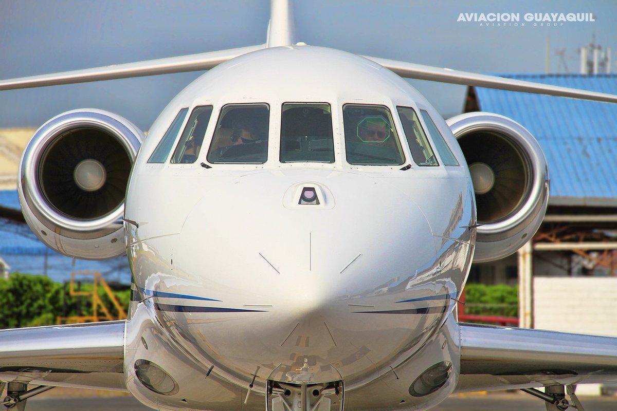 AviacionGYE's tweet photo. Síguenos en #insatgram: https://t.co/eFVl7tYlpv #aviaciongye #DassaultFalcon2000EX #Ecuador https://t.co/LiwxT8BIay