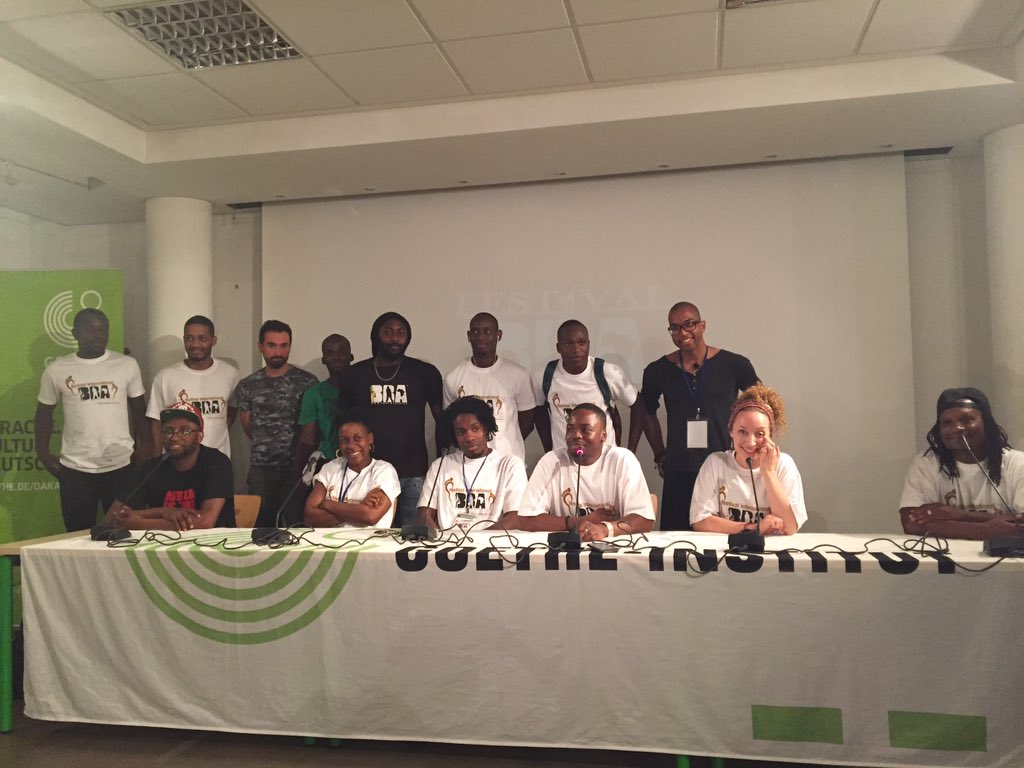 AfricanMoove1's tweet photo. @BombasTiiiK #Queensy "C'est des valeurs de la danse pour moi" by #salifus @bboybgirlafrica #bbaevents #conférence https://t.co/tPeGHk8Ok7