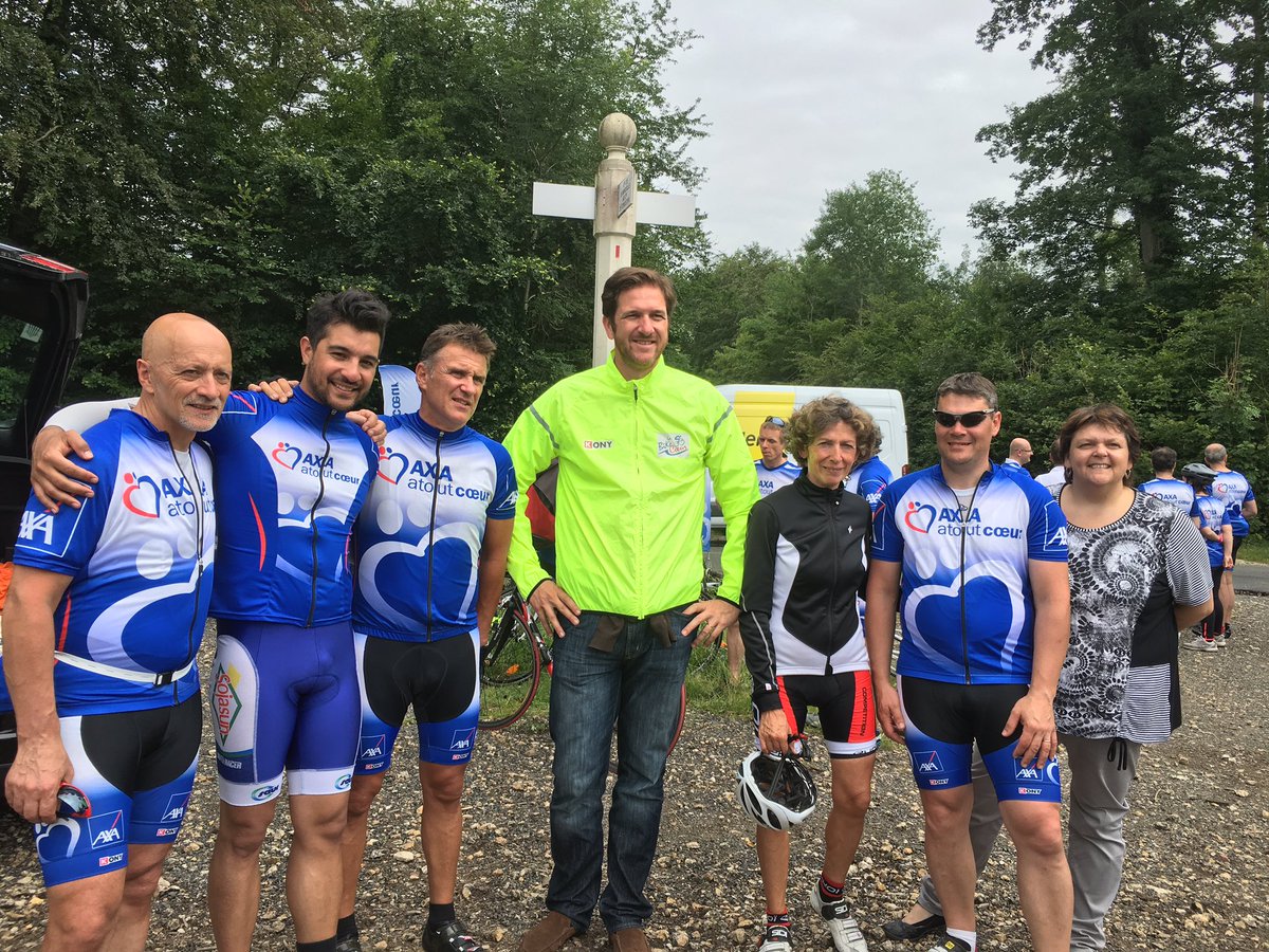 brumachon1's tweet photo. #bikecoeur @ArcheFrance #DeCastries @cedricmatho Merci ! https://t.co/EWfv8nHvHV