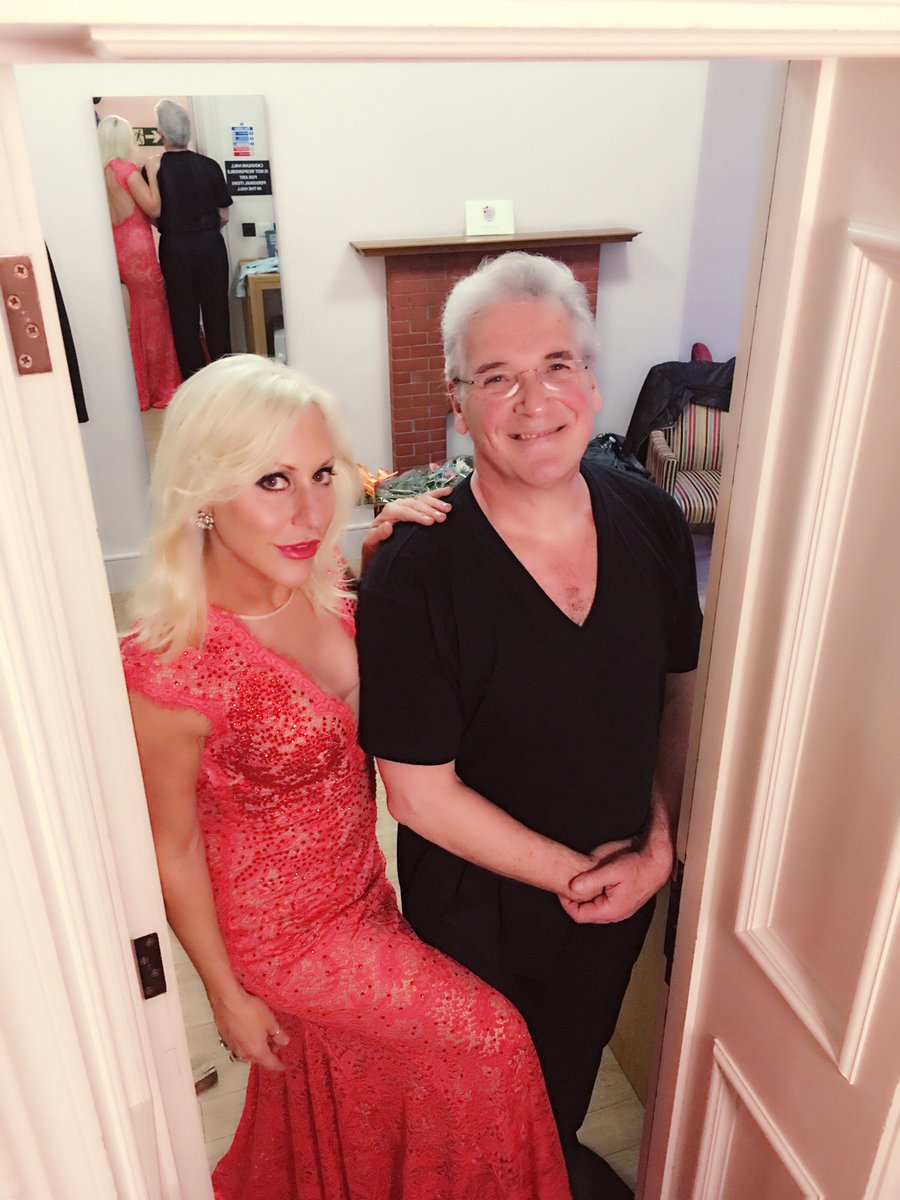 #maestro #husband #Tchaikowsky #london #pro #travellingcellist #canadadaydress #proudcanadiancellist <a href="/cadoganhall/">Cadogan Hall</a>