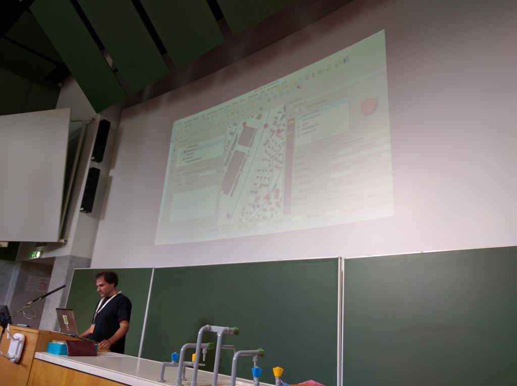 lukmartinelli's tweet image. #qgis provides powerful tools for styling maps. Layer effects (shadows), data defined symbols, 2.5D #FOSSGIS2016