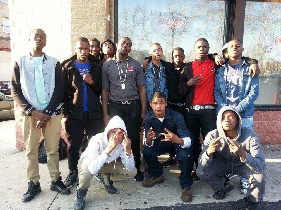 youngcurlwarr's tweet photo. YoungCurl Niggas 💉🤘🏼💯 #FreePoun&amp;Mirzy https://t.co/0tZVlcEiap