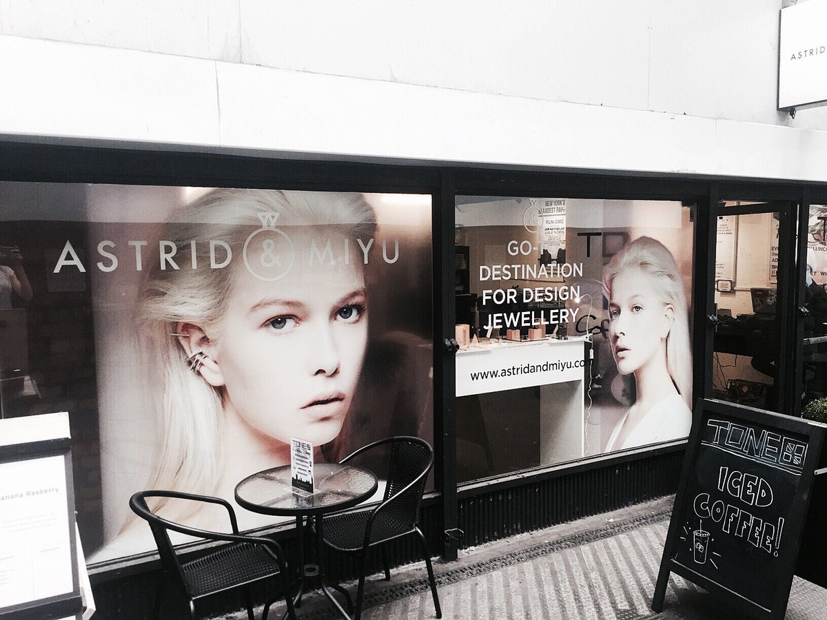 astridandmiyu's tweet photo. We've just popped up in Old Street station! Come say hi and check out our latest collections!

#astridandmiyu https://t.co/30LSbD2kXC