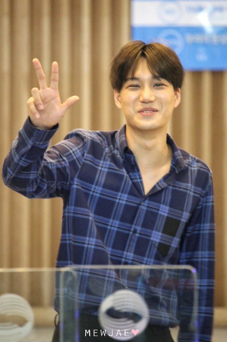 knockknock0408's tweet photo. 160704 KAI cr.MEWJAE https://t.co/R5z9KcorNU
