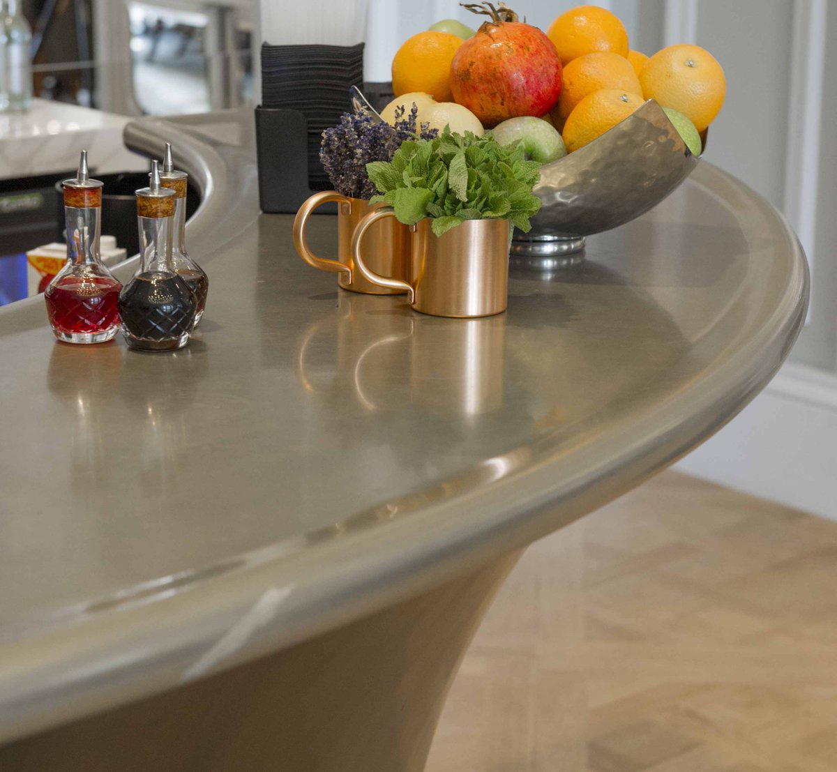 ArkitextureUK's tweet photo. How crafted, customised design @decorusdesign successfully drives the luxury market https://t.co/p0hAQFkhAo https://t.co/3sYMNS53og