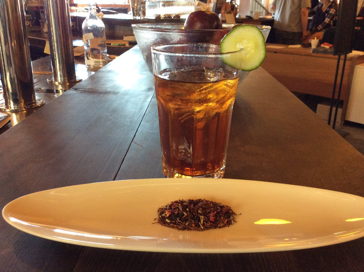 CafeCsi's tweet photo. Our sunset iced tea. Tastes just like that scene in Sound of Music where Maria is running thru a field. #yas https://t.co/MYCP0cJTm3