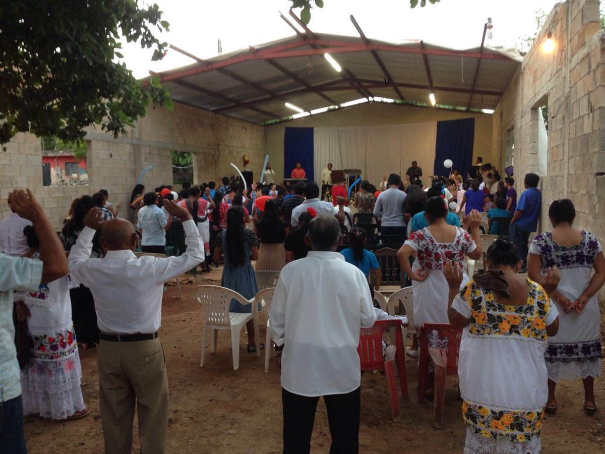 pastoradriand's tweet photo. Seguimos adelante #ComprometidosConDios, nuestro lema del mes. Vamos por nuevas expectativas en #FpiOriente. https://t.co/zKR6xhLdIg