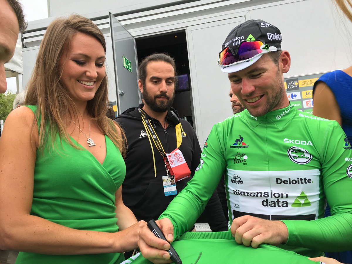 Green__Jersey's tweet image. RT to win the #GreenJersey signed by @MarkCavendish ! #TDF2016 @WeLoveCyclingFr