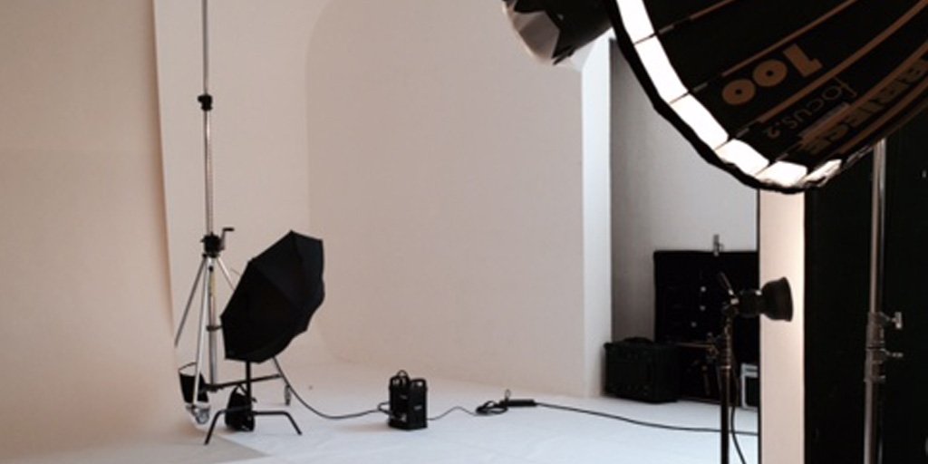 A behind the scenes picture of the studio where the #LCTIRE16 winners recreated their award-winning looks #lorealpro