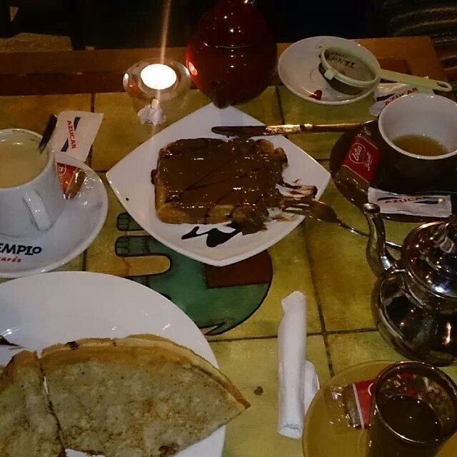 GranainoCurioso's tweet photo. En todo sitio de #Graná que sirviesen café, té...tendrían que poner #tapasdulces https://t.co/U7mGm7Vn2e