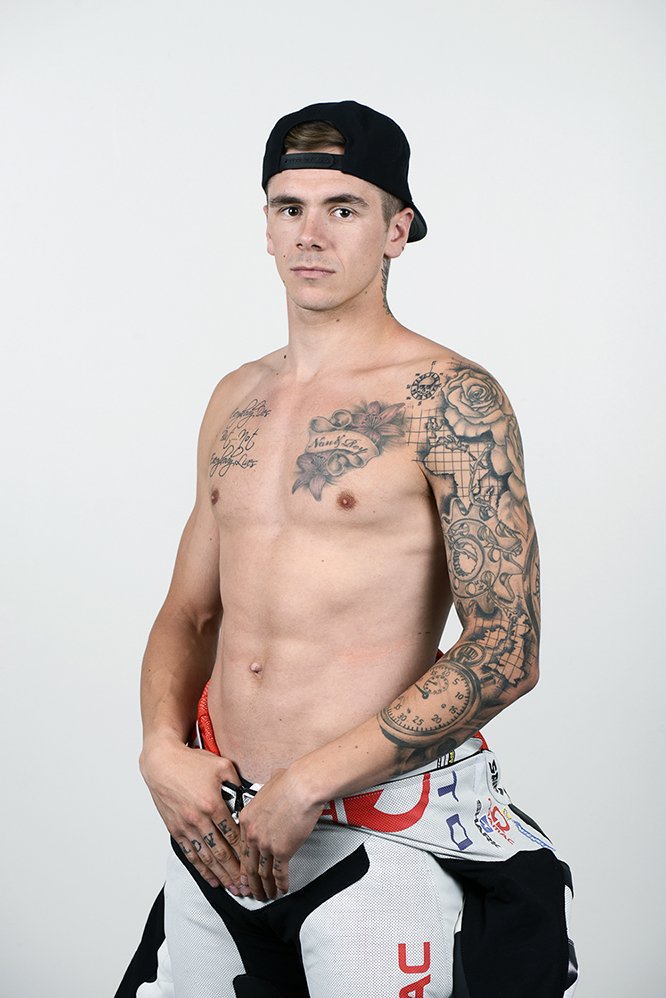 bennetts_bike's tweet photo. EXCLUSIVE VIDEO: Scott Redding's Tattoo Secrets
https://t.co/sJBncFZbcg https://t.co/I7CdBEZorZ