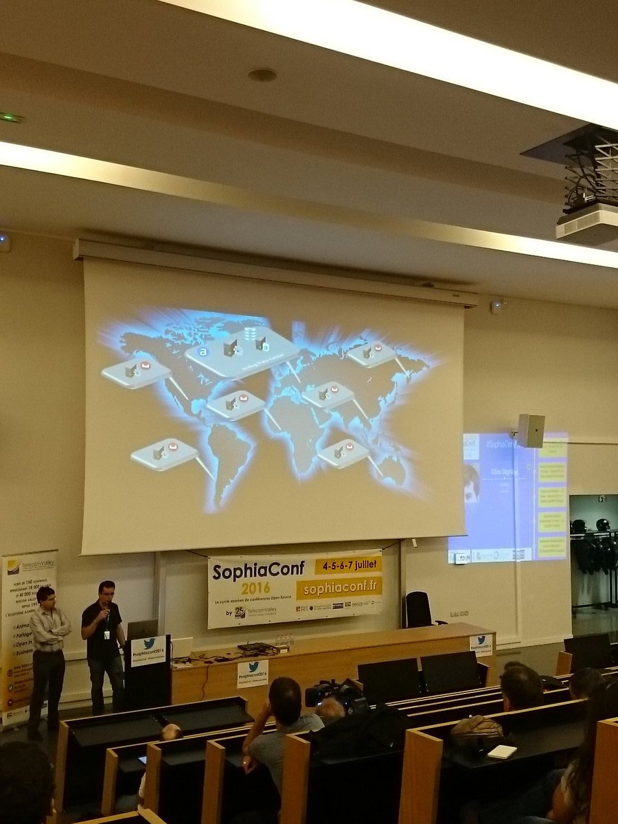 jejemontagne's tweet photo. Déployons des Datacenters dans le monde #SophiaConf2016 #DevOps PAAS de @AmadeusNice https://t.co/cNei0sxdZN