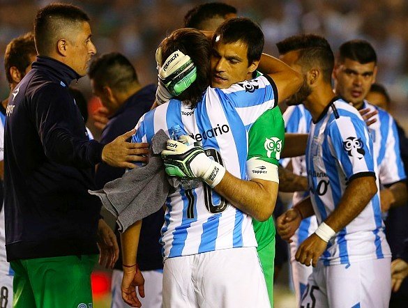 sajasebastianok's tweet photo. Feliz cumple Oscar! https://t.co/Fwr3AadoCJ