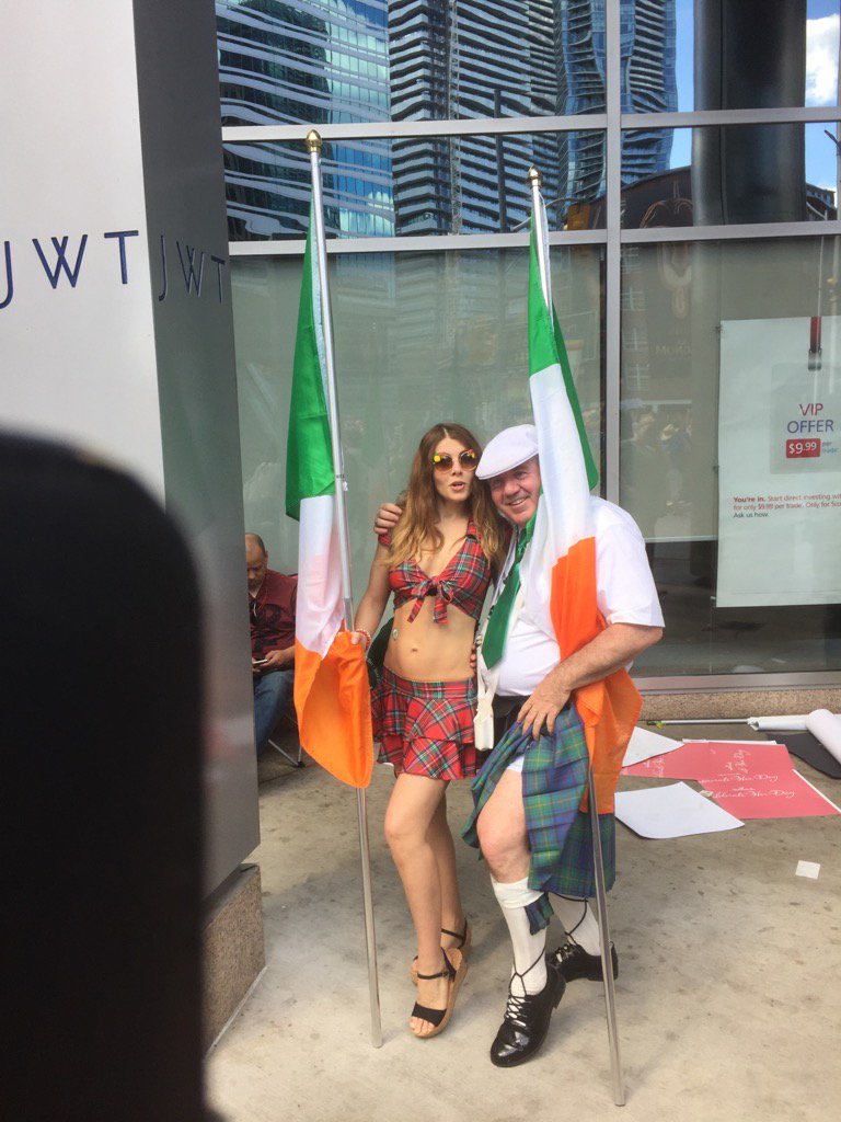 RuddyShaun's tweet photo. Tartan Up at Pride....St Patricks  Parade Society marching  in the 2016 Pride Parade!!! https://t.co/t3gO5tETeM