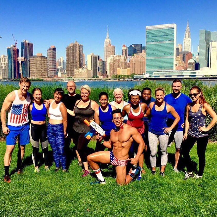 JLynnJacobs's tweet photo. thanks @SebasFitness and @ryansgotsoul of @thepackoutdoor you're my newest #couchkillers #TheManhattanProject https://t.co/7KFAF03cOr