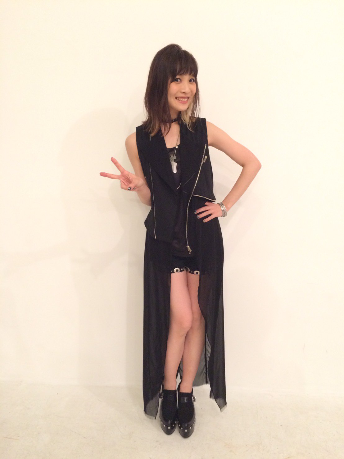 アニメ タブー タトゥー 公式 放送中 בטוויטר Op ただいまお聞きいただいたオープニングテーマ May Nさんの Belief は 8月24日に発売です こちらの写真はmv撮影時の様子 カッコいいmvにもご期待下さい タブー アニメ タブー タトゥー 公式 放送中 בטוויטר Op ただいまお聞きいただいたオープニングテーマ May Nさんの Belief は 8月24日に発売です こちらの写真はmv撮影時の様子 カッコいいmvにもご期待下さい タブー