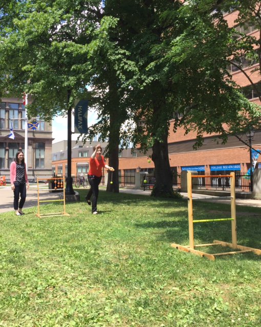 hfxgov's tweet photo. Swing by #GrandParade to check out new outdoor games; ladder toss & badminton available for free use daily! https://t.co/8aPjFfkywD