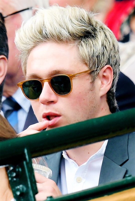 wwotratupdates's tweet photo. 📍| Niall at #Wimbledon  today, July 4th ☺️ https://t.co/mzACVGJPgm