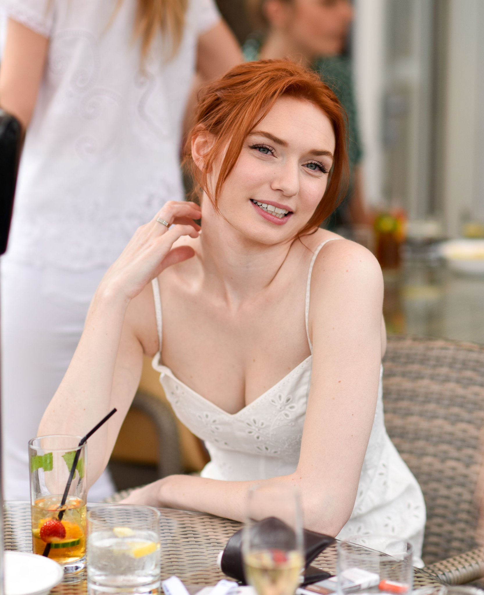 Eleanor Tomlinson on Twitter.